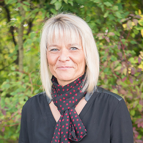 Commercial Laetitia Gumy